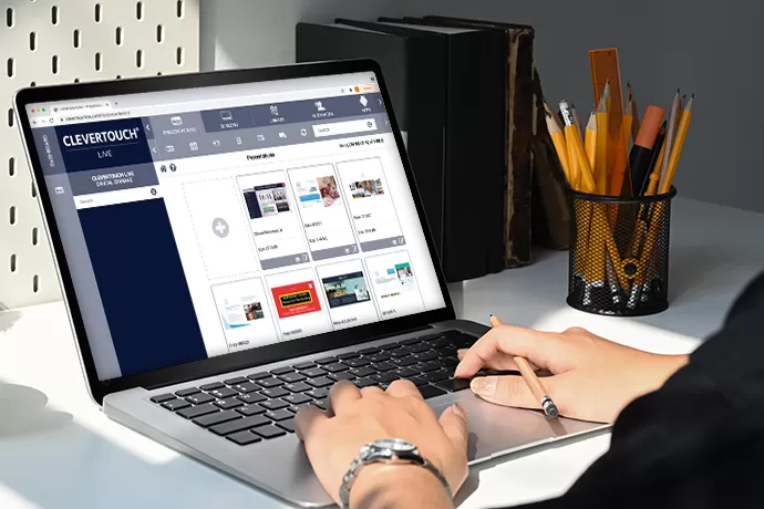 laptop displaying Clevertouch Live